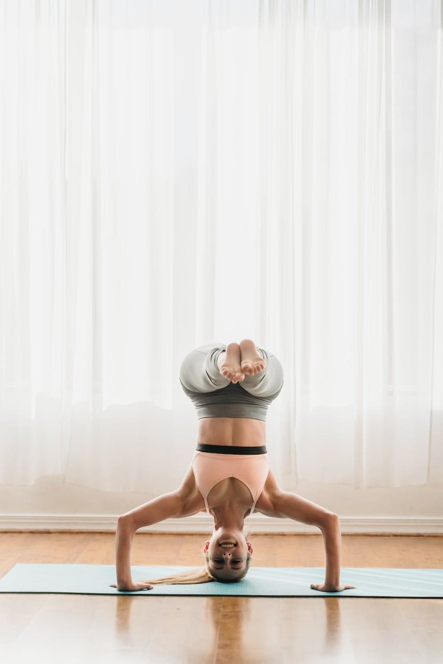 Väck Din Inre Energi med Vinyasa Yoga